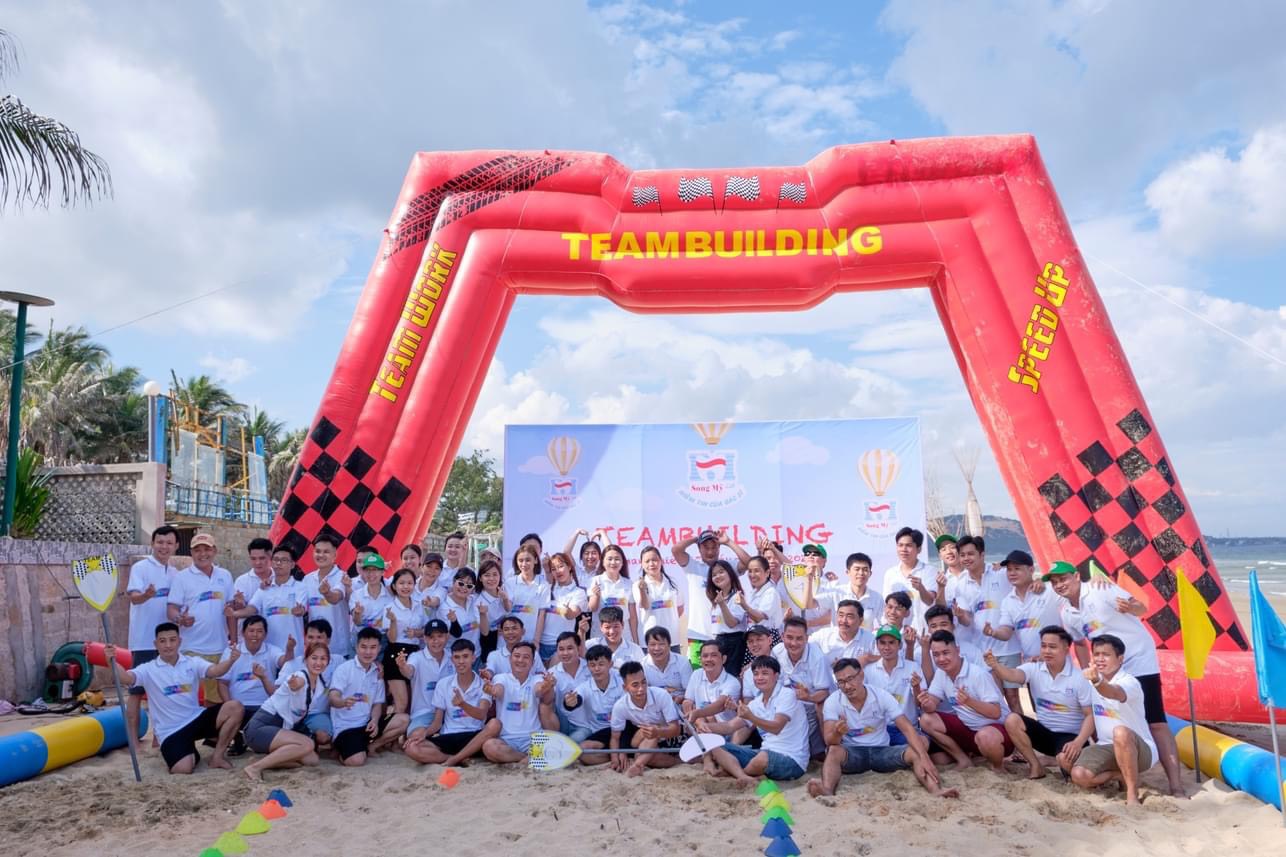 [ℂ𝕠𝕞𝕡𝕒𝕟𝕪-𝕋𝕣𝕚𝕡-𝟚𝟘𝟚𝟛]